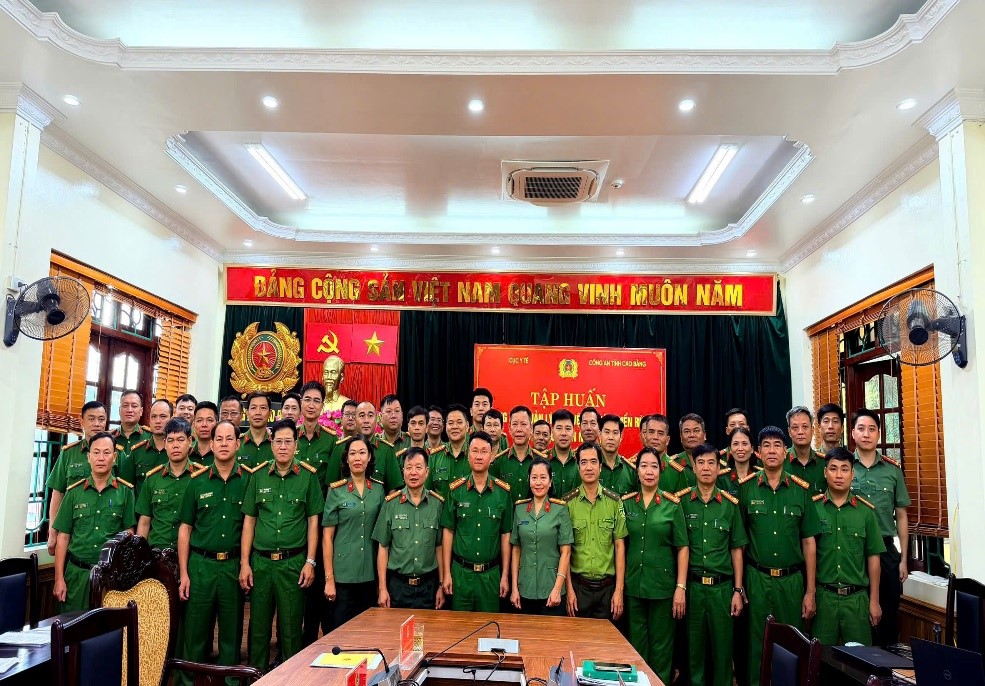 Chi cục Kiểm lâm Vùng I tập huấn công tác quản lý, bảo vệ và phát triển rừng cho lực lượng Công an nhân dân tại Cao Bằng